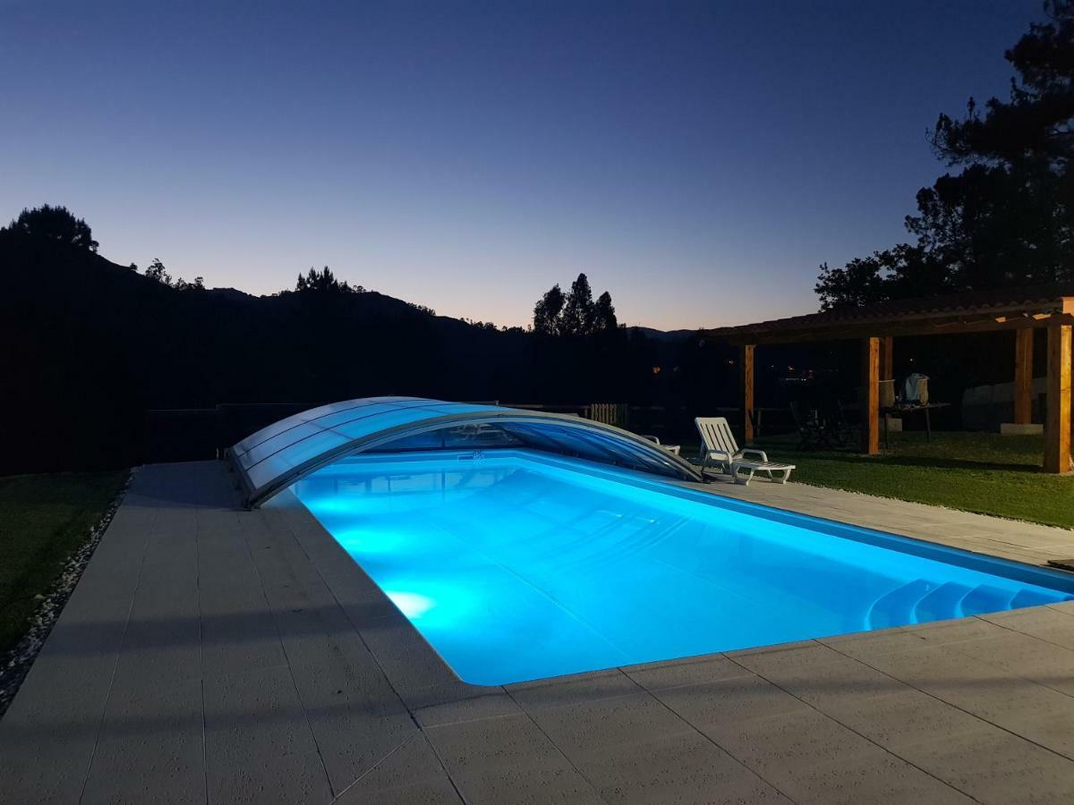 Quinta Da Tormenta -14 Pessoas- Cabeceiras De Basto 2 Casas E Piscina Privada Villa Exterior photo