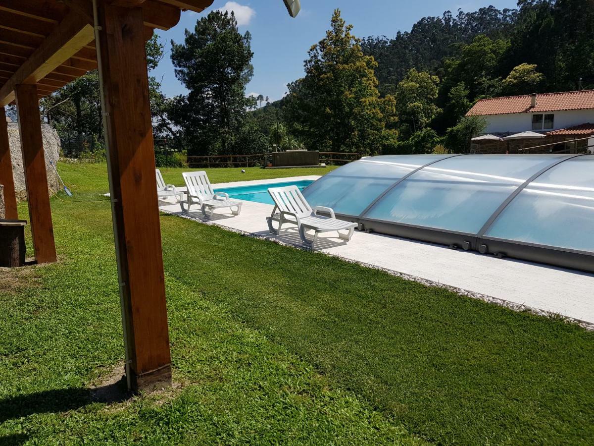 Quinta Da Tormenta -14 Pessoas- Cabeceiras De Basto 2 Casas E Piscina Privada Villa Exterior photo